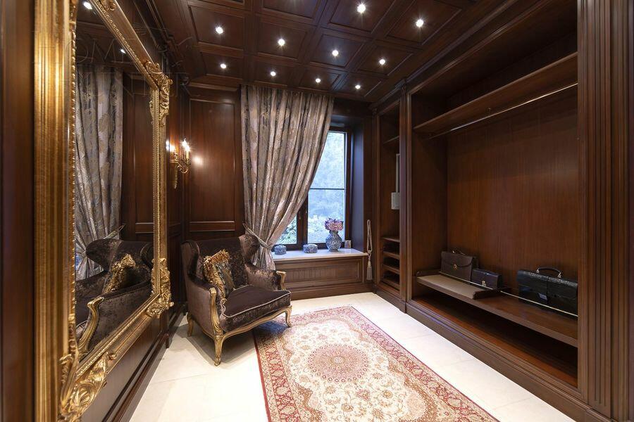 2-этажный коттедж 705 м² с отделкой