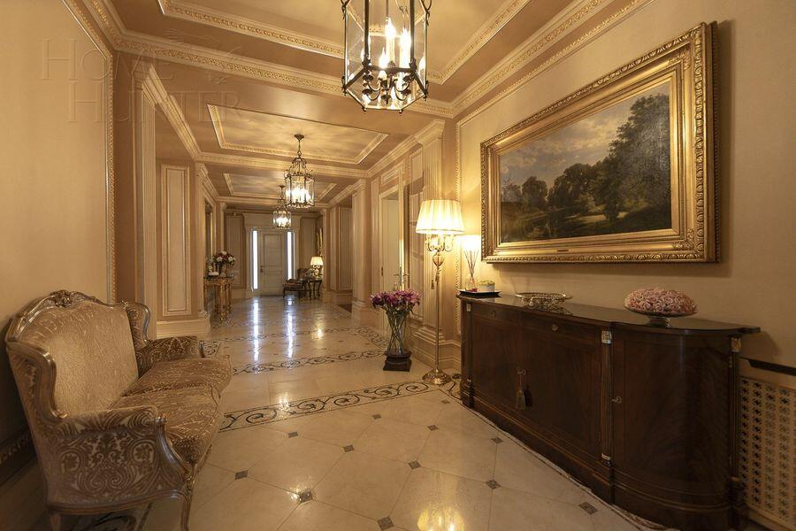 2-этажный коттедж 705 м² с отделкой