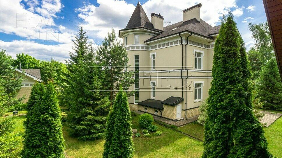 2-этажный коттедж 780 м² с отделкой