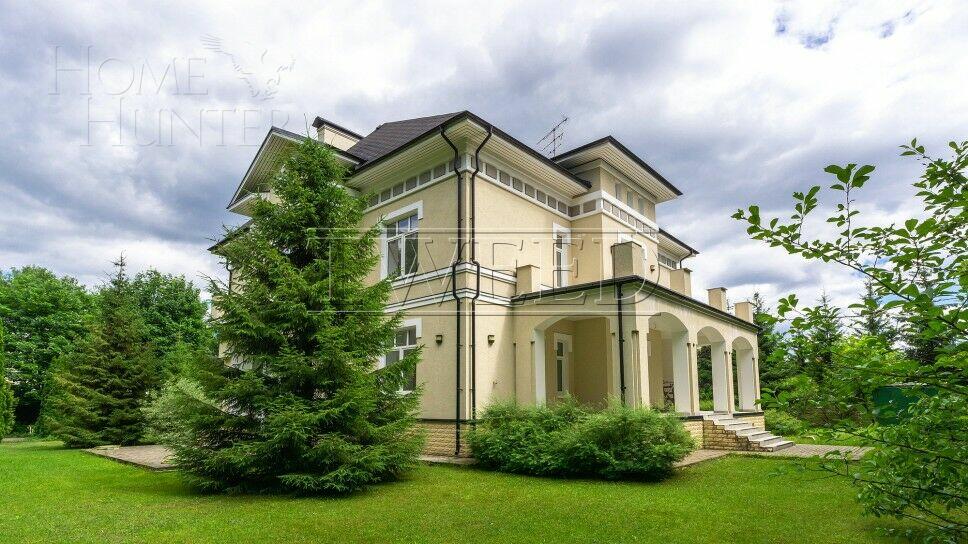 2-этажный коттедж 780 м² с отделкой