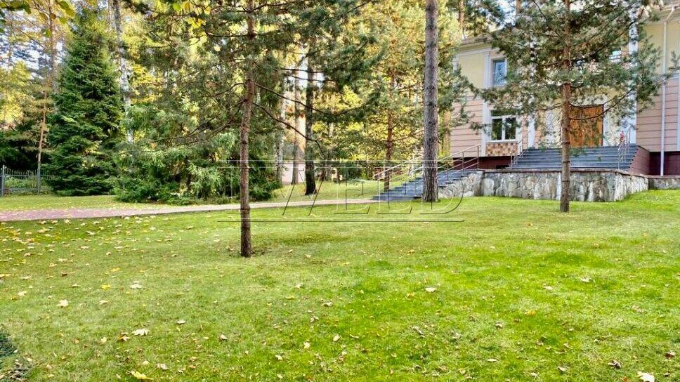 2-этажный коттедж 1 045 м² без отделки