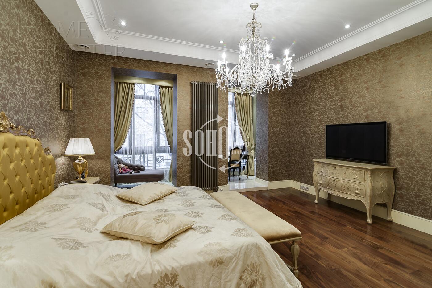 5-КОМН. КВАРТИРА С ОТДЕЛКОЙ 240 М² НА 3 ЭТАЖЕ