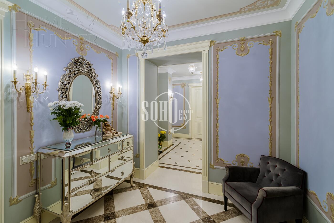 5-КОМН. КВАРТИРА С ОТДЕЛКОЙ 240 М² НА 3 ЭТАЖЕ