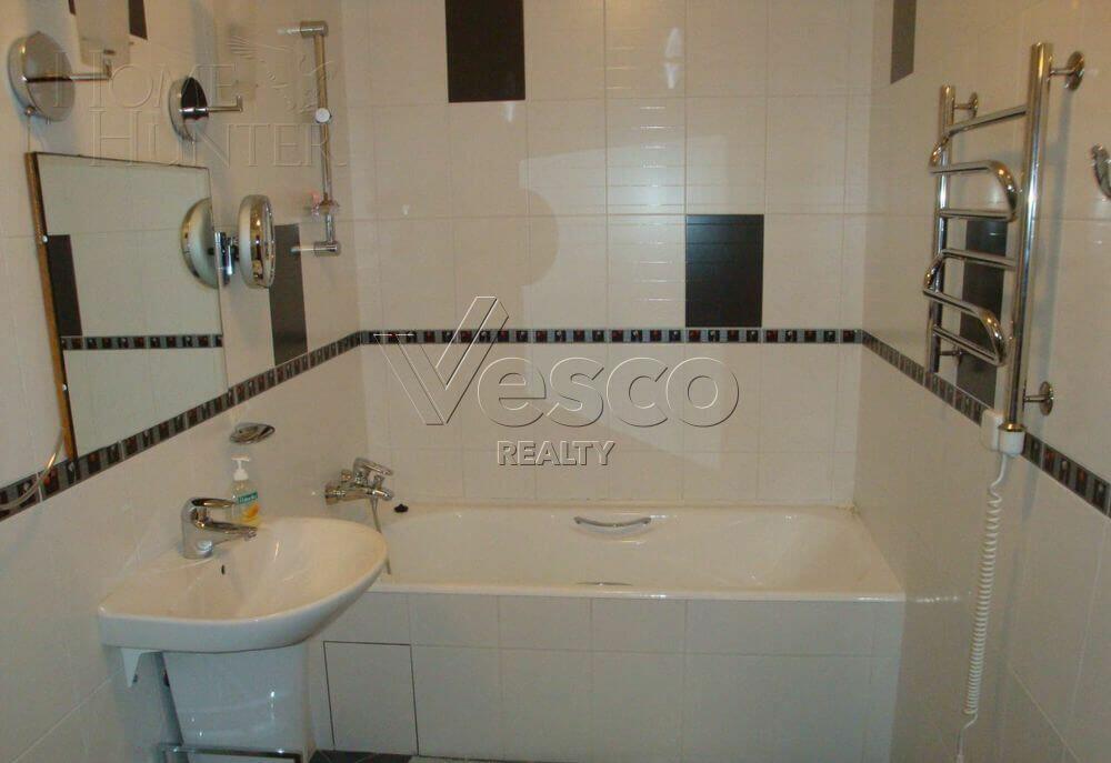 2-этажный коттедж 1 100 м² с отделкой