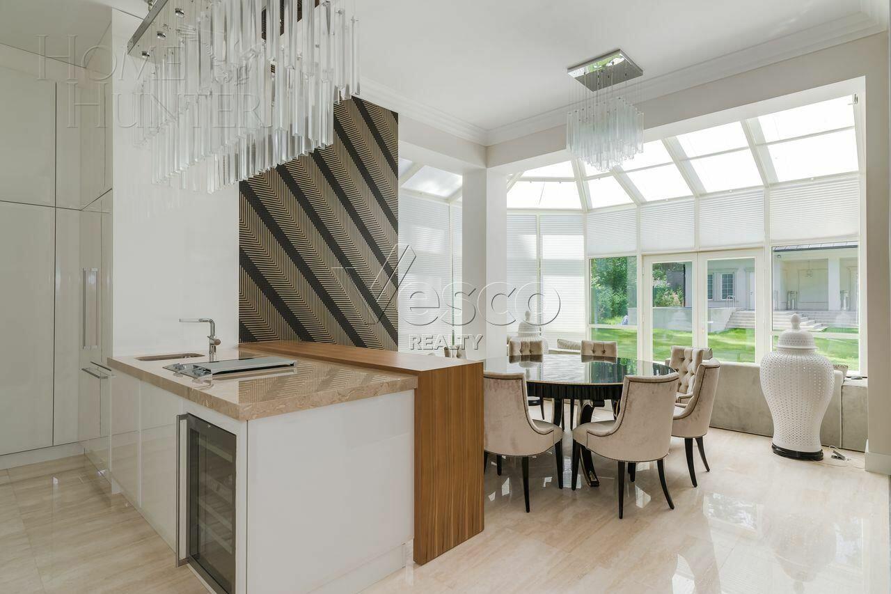 2-этажный коттедж 1 015 м² с отделкой