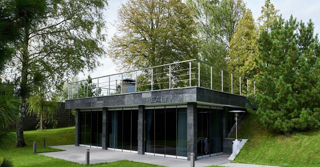 2-этажный коттедж 500 м² с отделкой