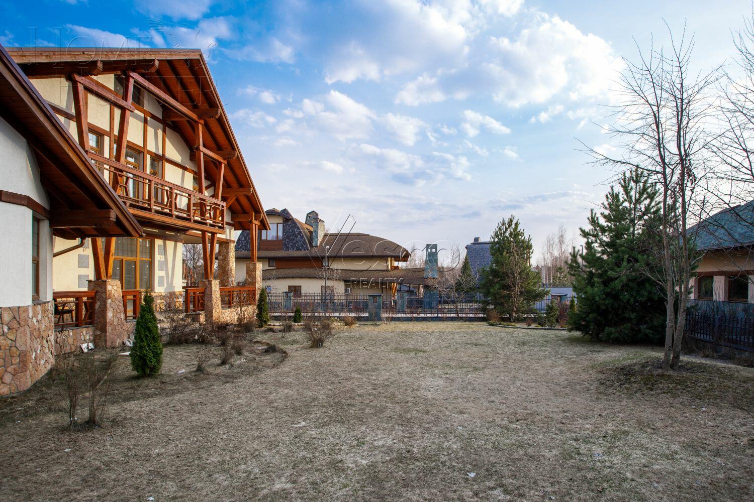 2-этажный коттедж 499.5 м² без отделки