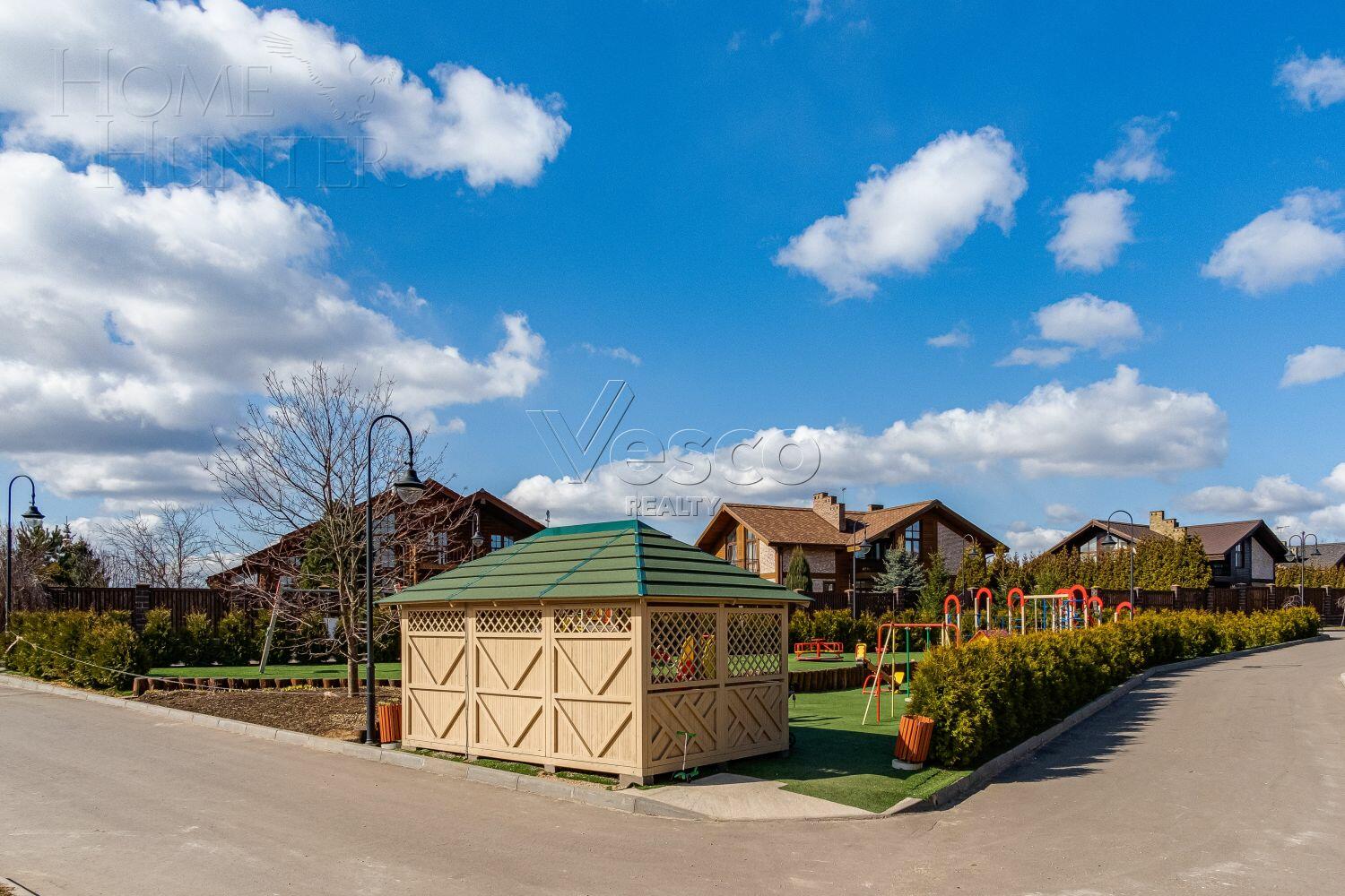 2-этажный коттедж 300 м² без отделки