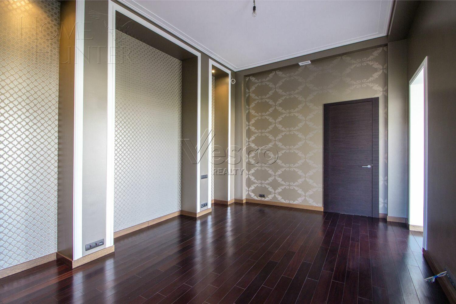 2-этажный коттедж 800 м² с отделкой