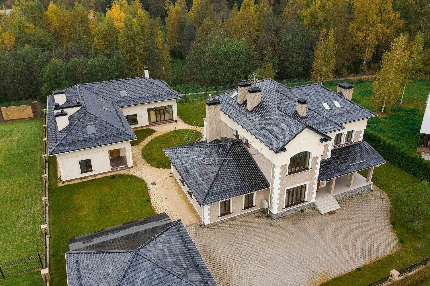 2-этажный коттедж 1 000 м² с отделкой