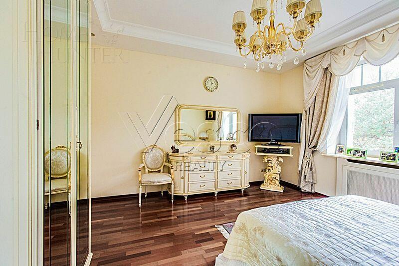 2-этажный коттедж 520 м² с отделкой