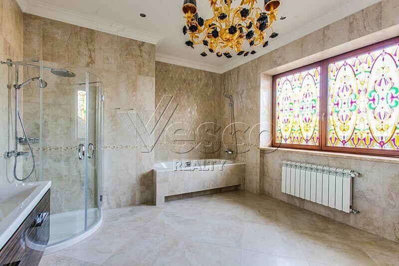 2-этажный коттедж 500 м² с отделкой