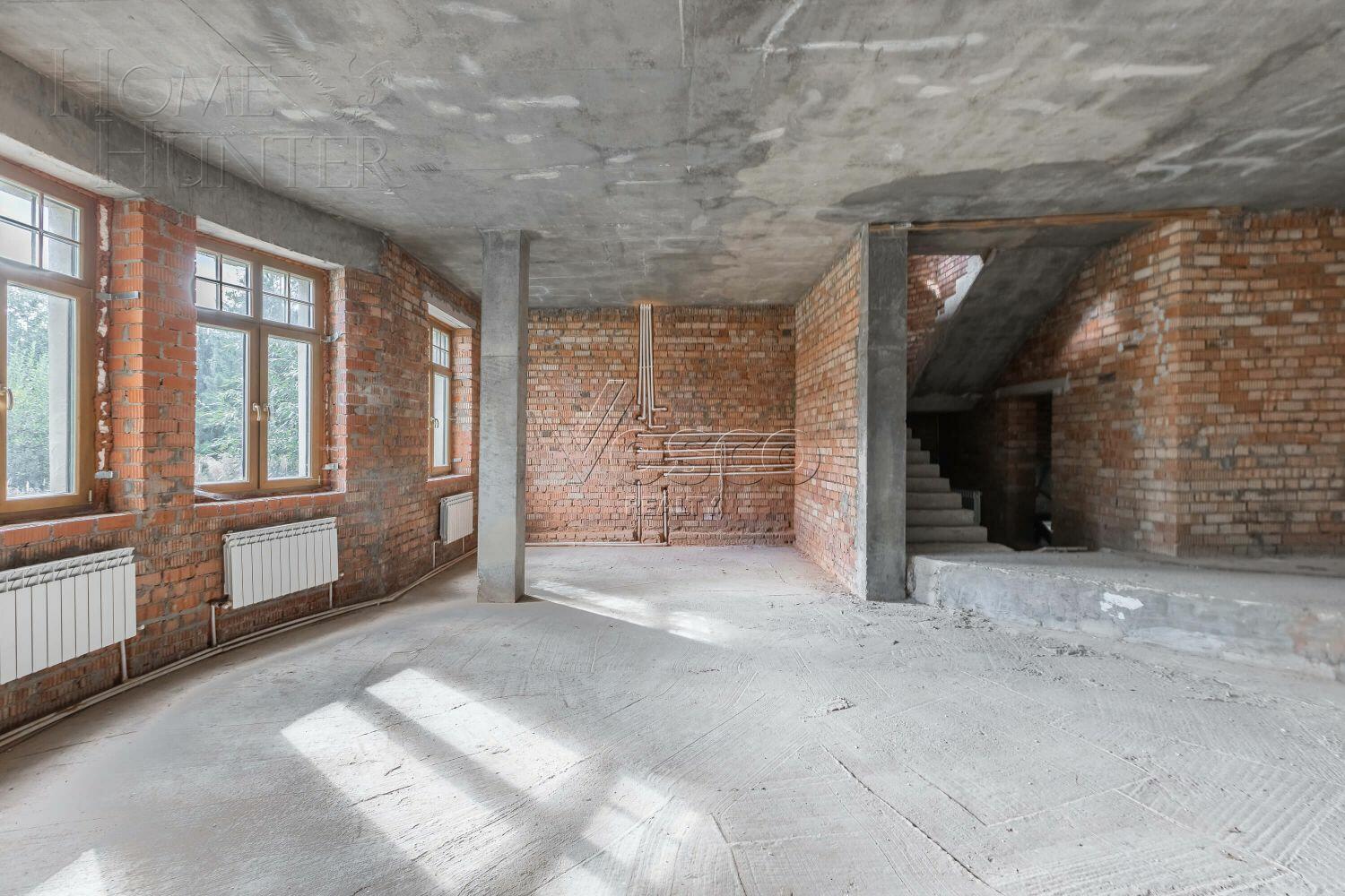 2-этажный коттедж 600 м² без отделки