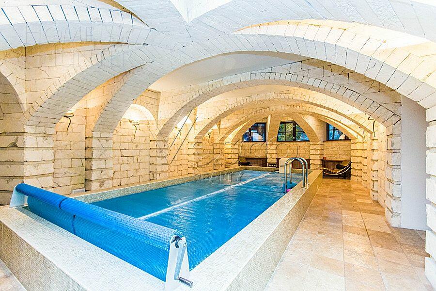 2-этажный коттедж 720 м² с отделкой