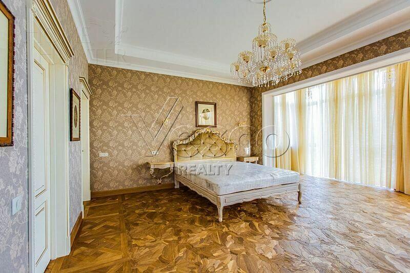 2-этажный коттедж 500 м² с отделкой