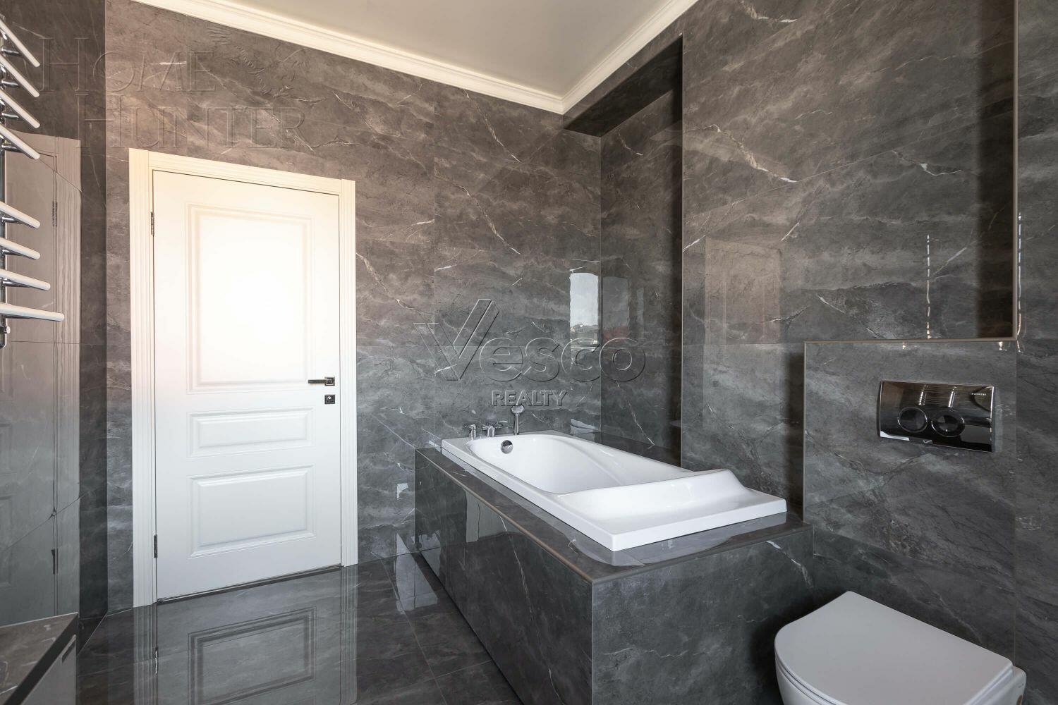 2-этажный коттедж 307 м² с отделкой