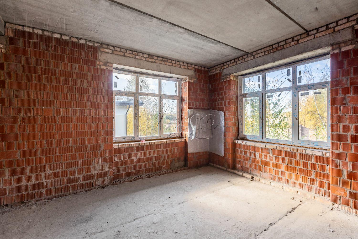 2-этажный коттедж 272 м² без отделки