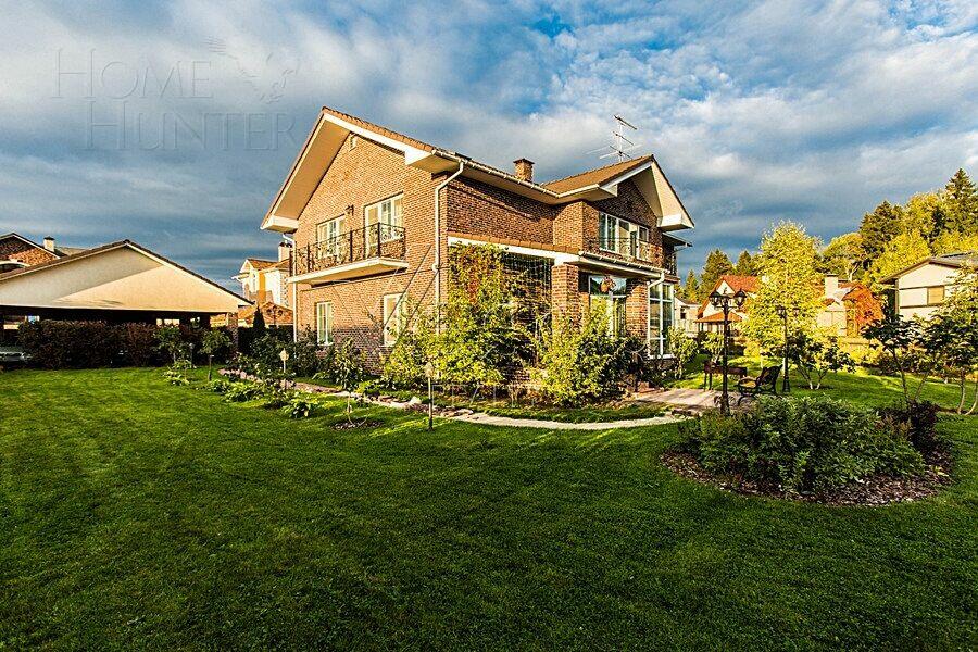 2-этажный коттедж 340 м² с отделкой