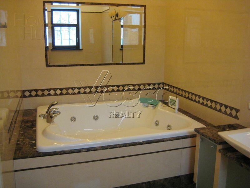 2-этажный коттедж 650 м² с отделкой