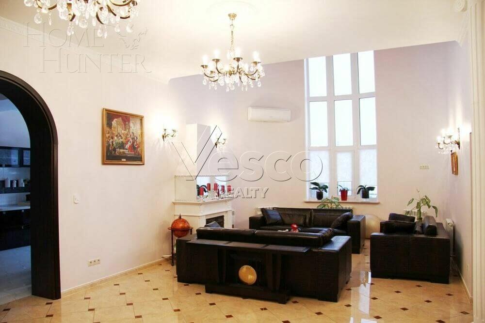 2-этажный коттедж 650 м² с отделкой