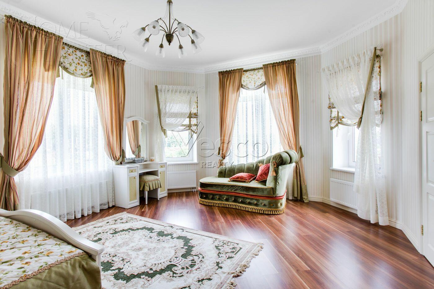 2-этажный коттедж 500 м² с отделкой