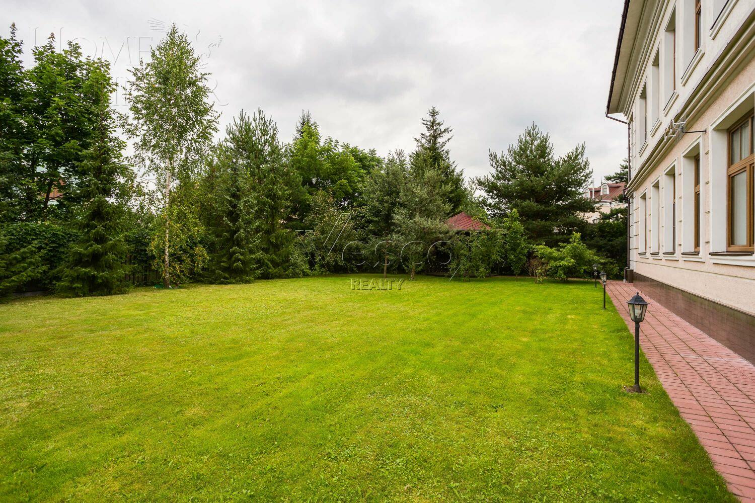 2-этажный коттедж 580 м² с отделкой