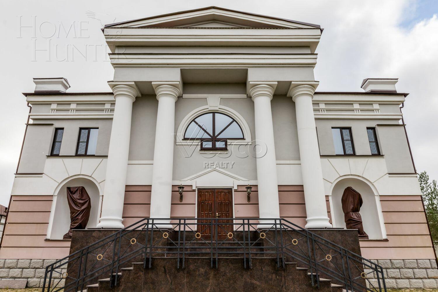 2-этажный коттедж 820 м² с отделкой