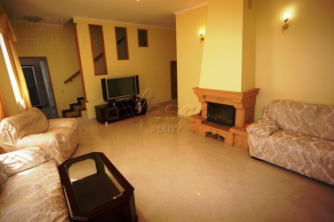 2-этажный таунхаус 640 м² с отделкой