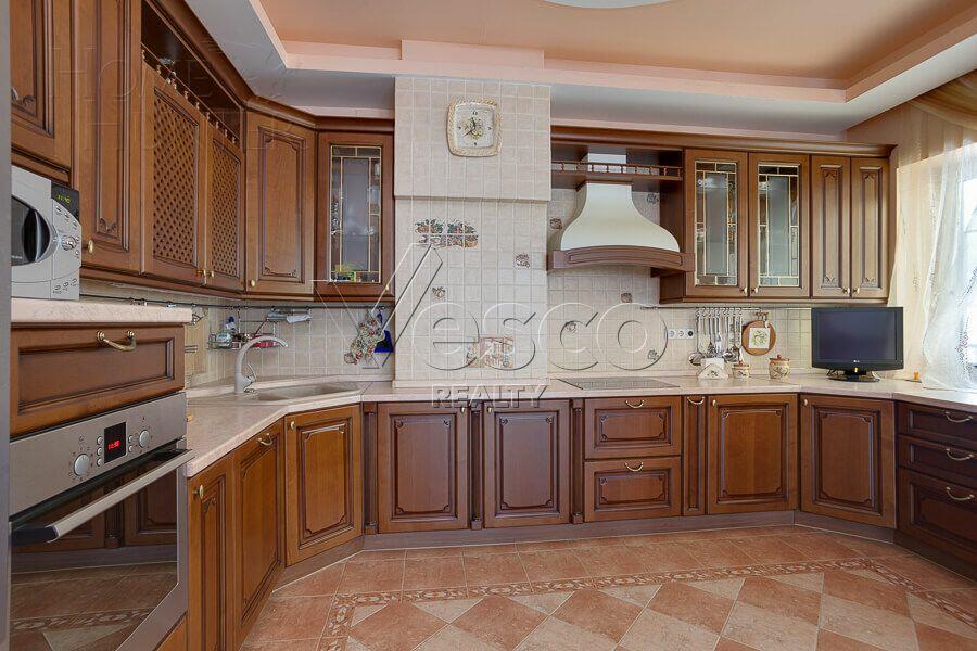 2-этажный коттедж 678 м² с отделкой