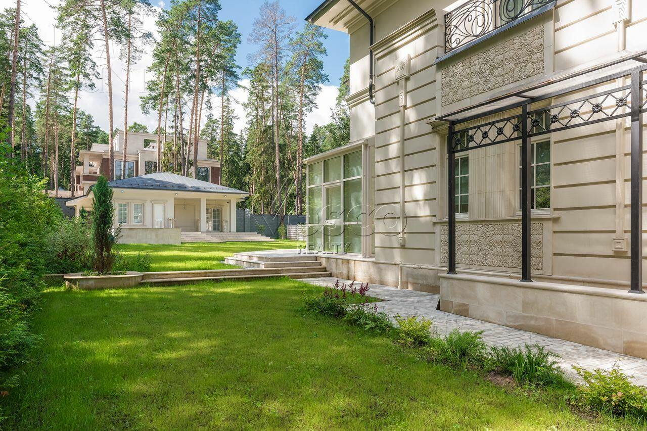 2-этажный коттедж 1 015 м² с отделкой