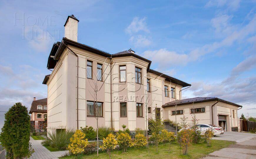 2-этажный коттедж 850 м² с отделкой