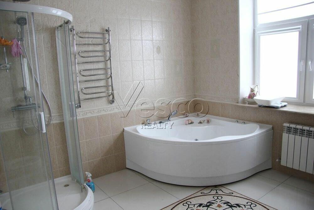 2-этажный коттедж 650 м² с отделкой