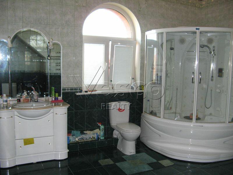 3-этажный коттедж 1 200 м² с отделкой