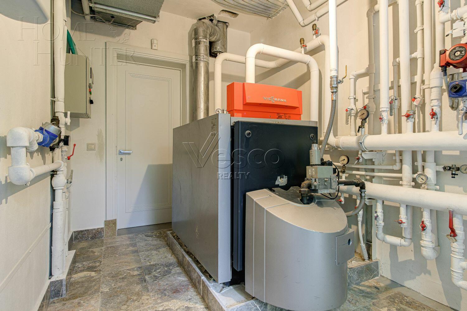 2-этажный коттедж 640 м² с отделкой