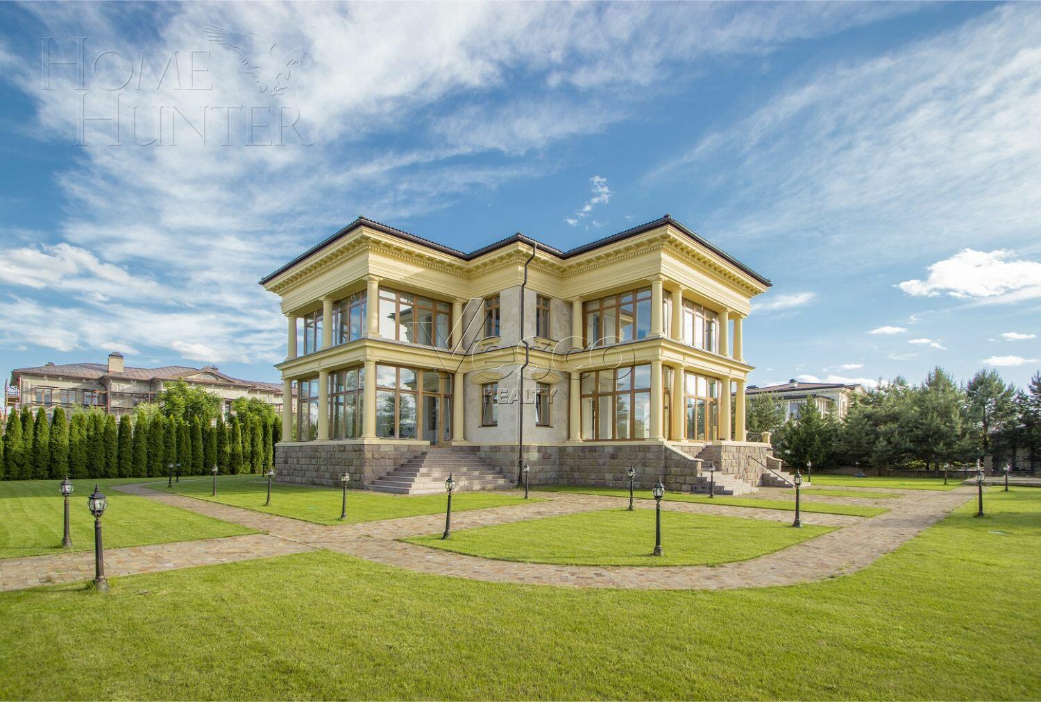 2-этажный коттедж 800 м² с отделкой