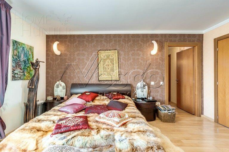 2-этажный коттедж 300 м² с отделкой