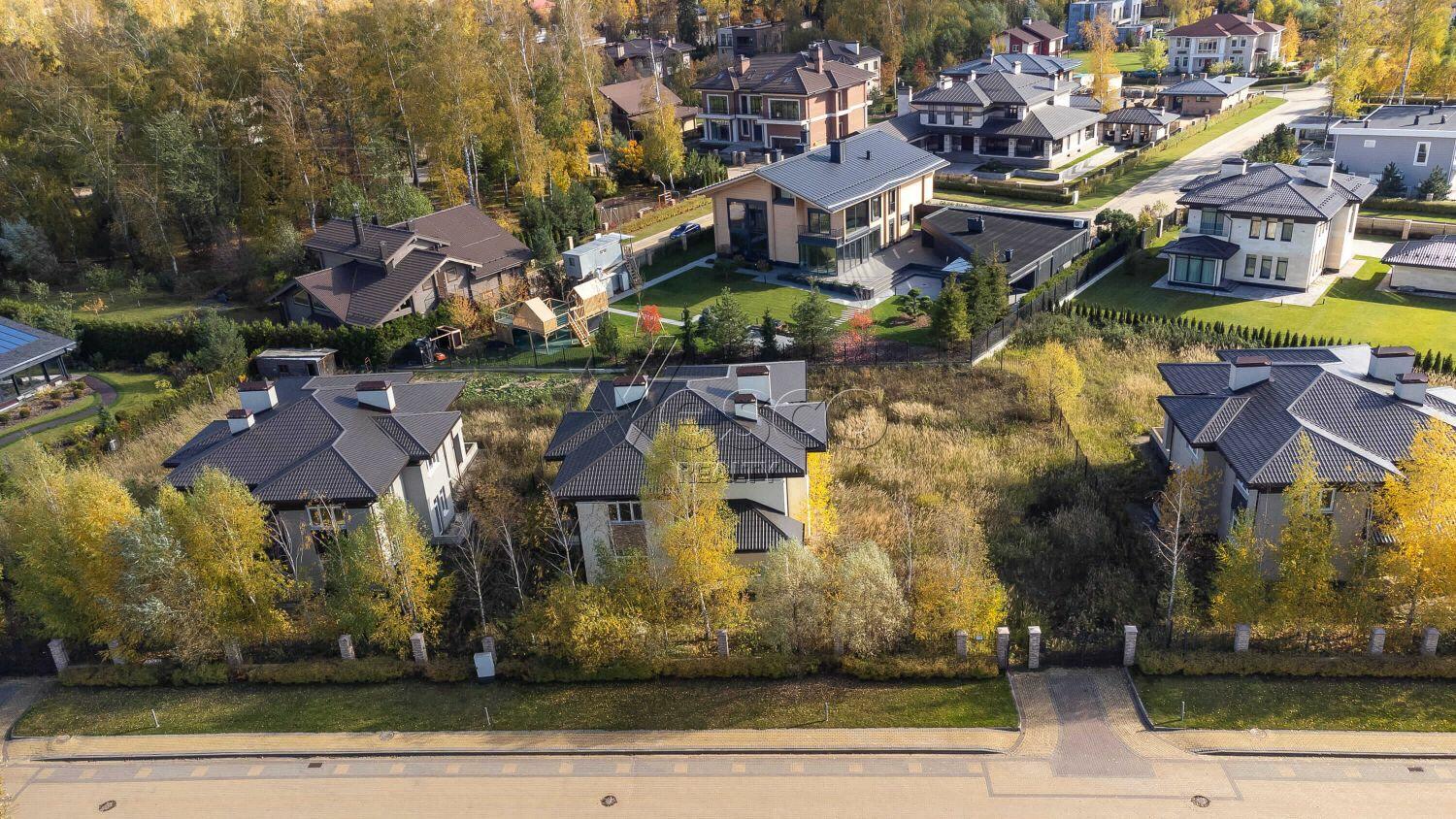 2-этажный коттедж 272 м² без отделки