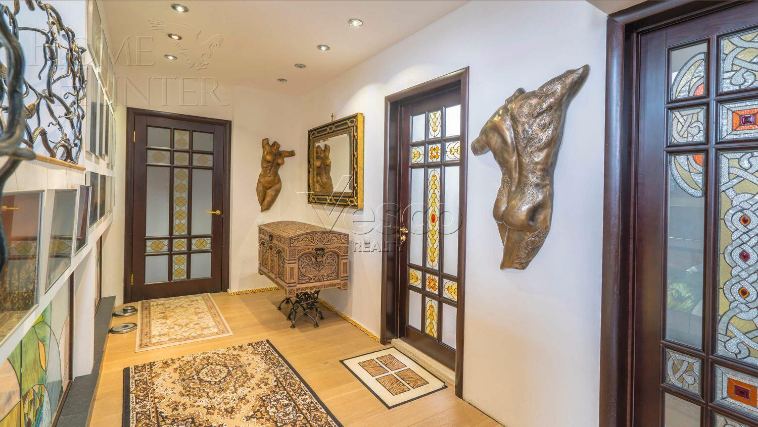 2-этажный коттедж 630 м² с отделкой