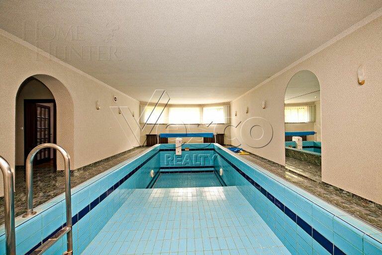 2-этажный коттедж 800 м² с отделкой