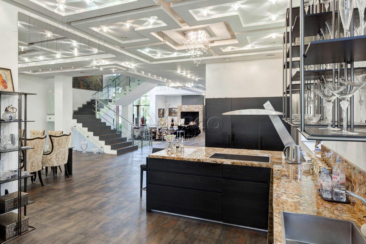 2-этажный коттедж 1 200 м² с отделкой