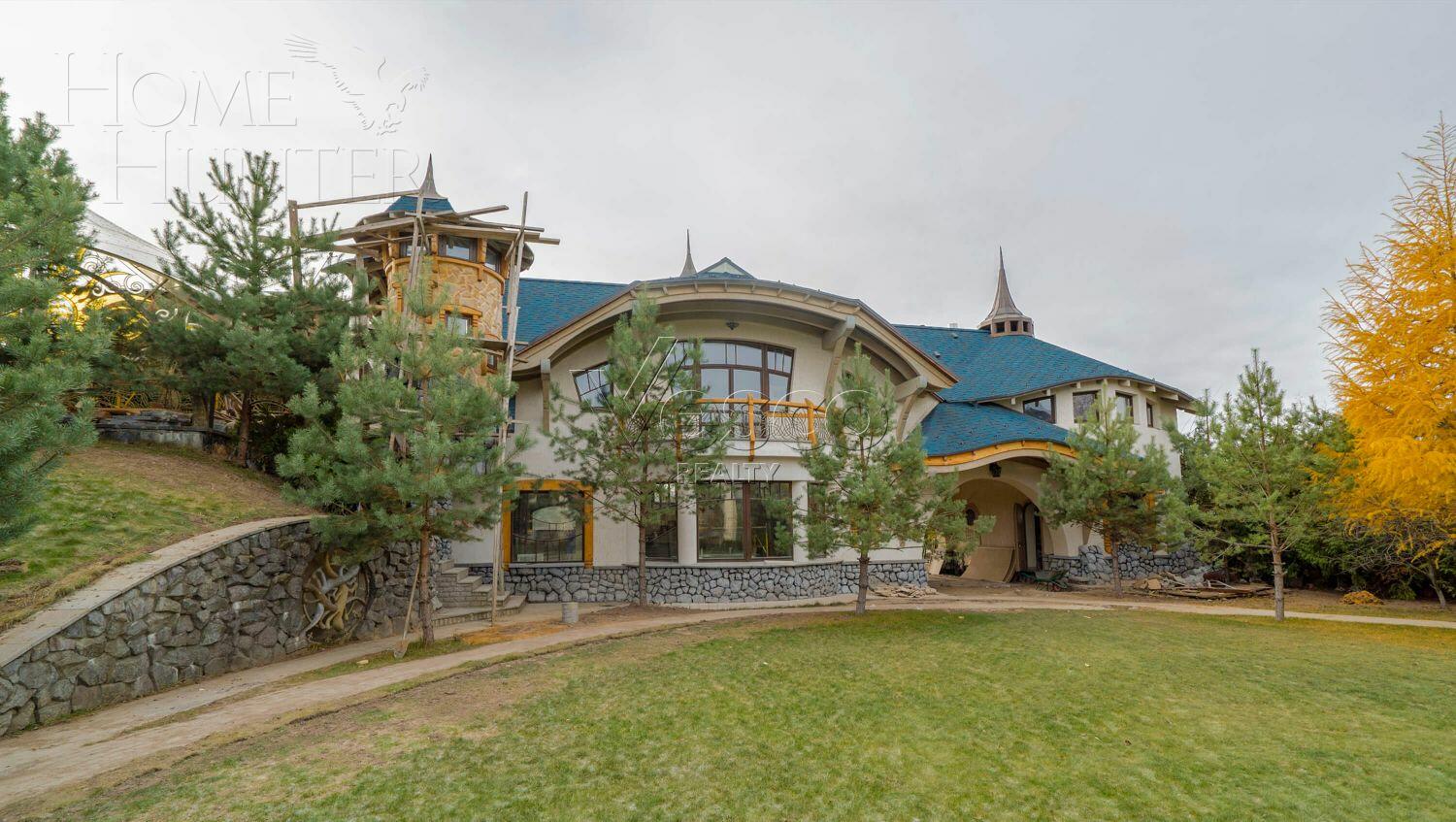 2-этажный коттедж 630 м² с отделкой