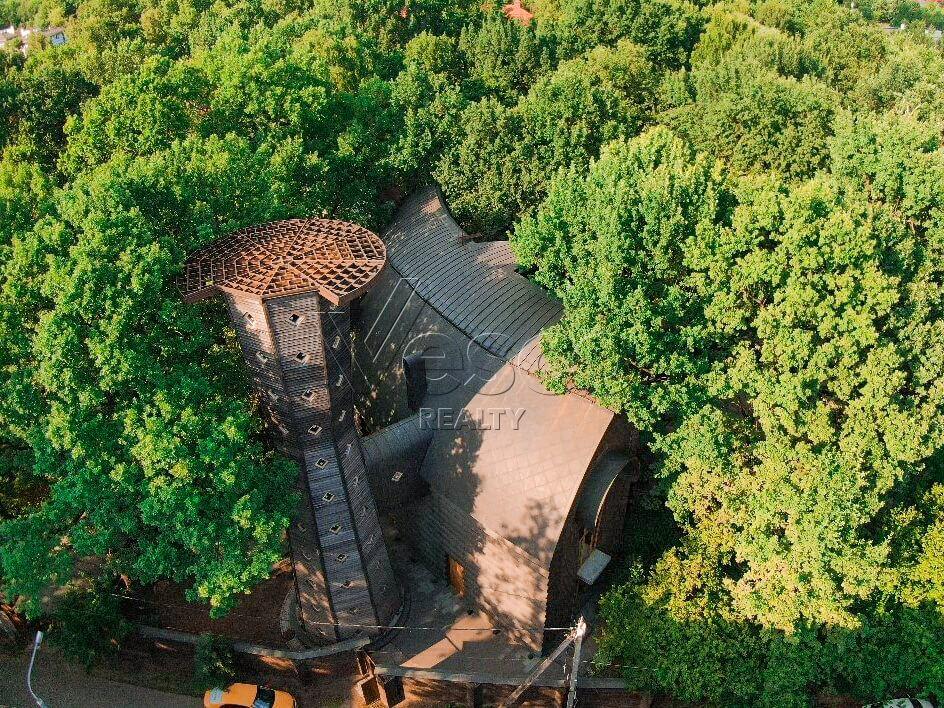 3-этажный коттедж 1 018 м² без отделки