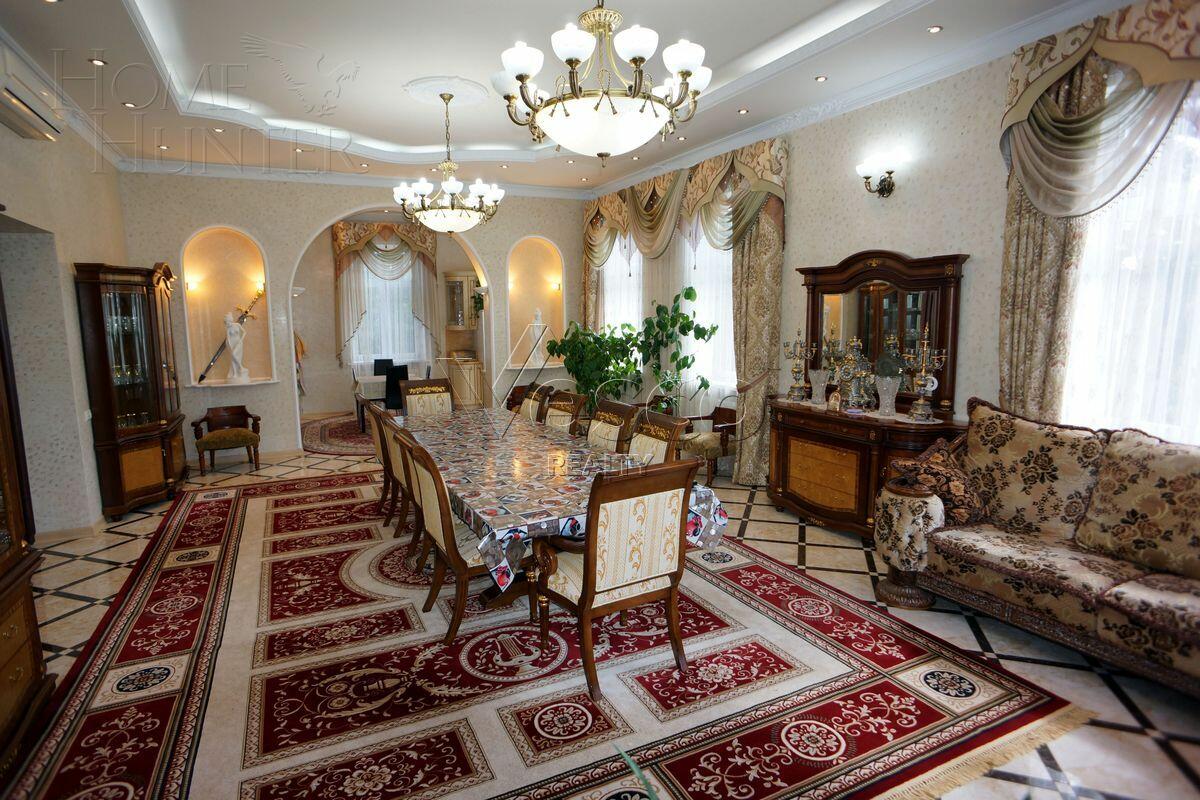 2-этажный коттедж 500 м² с отделкой