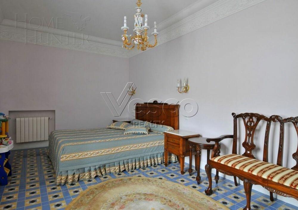 2-этажный коттедж 800 м² с отделкой