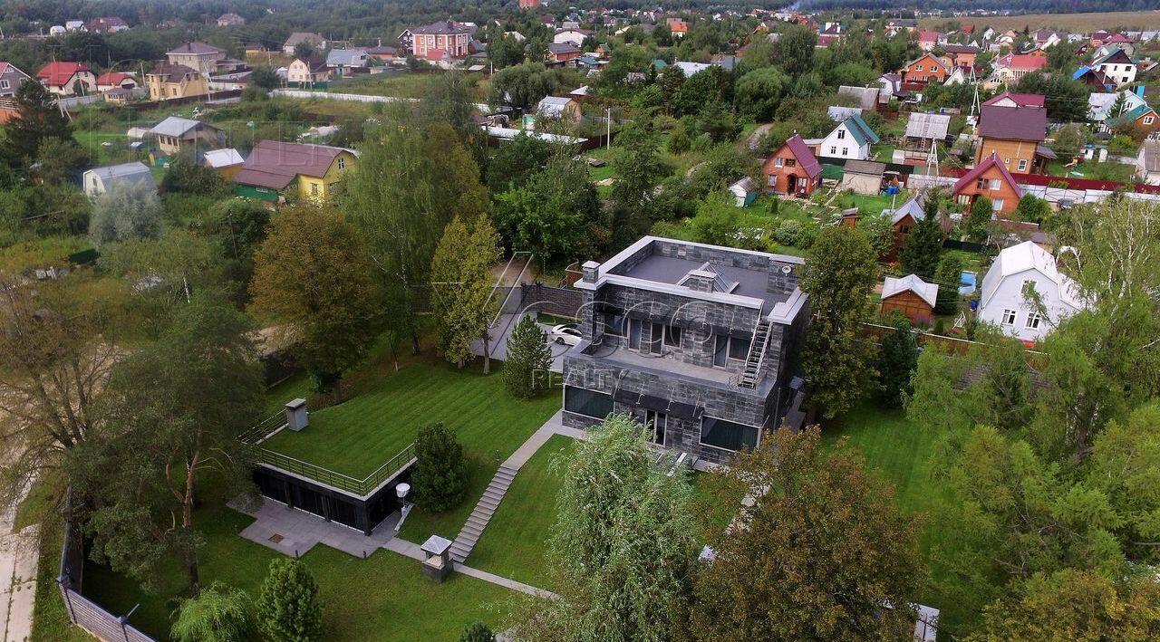 2-этажный коттедж 500 м² с отделкой