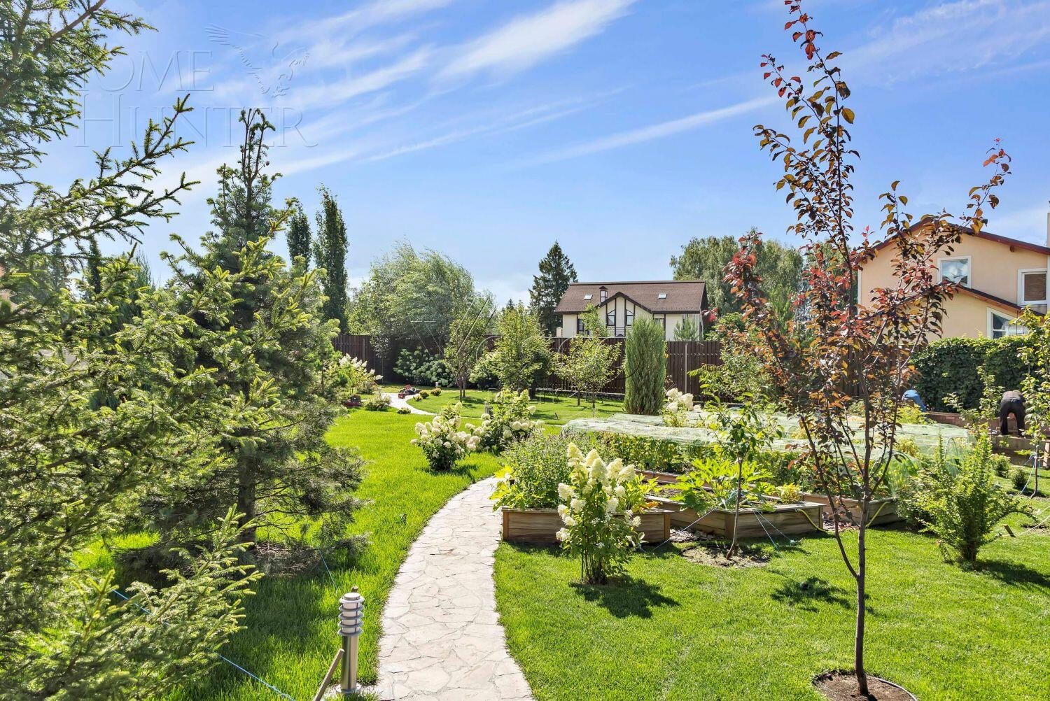 2-этажный коттедж 540 м² с отделкой