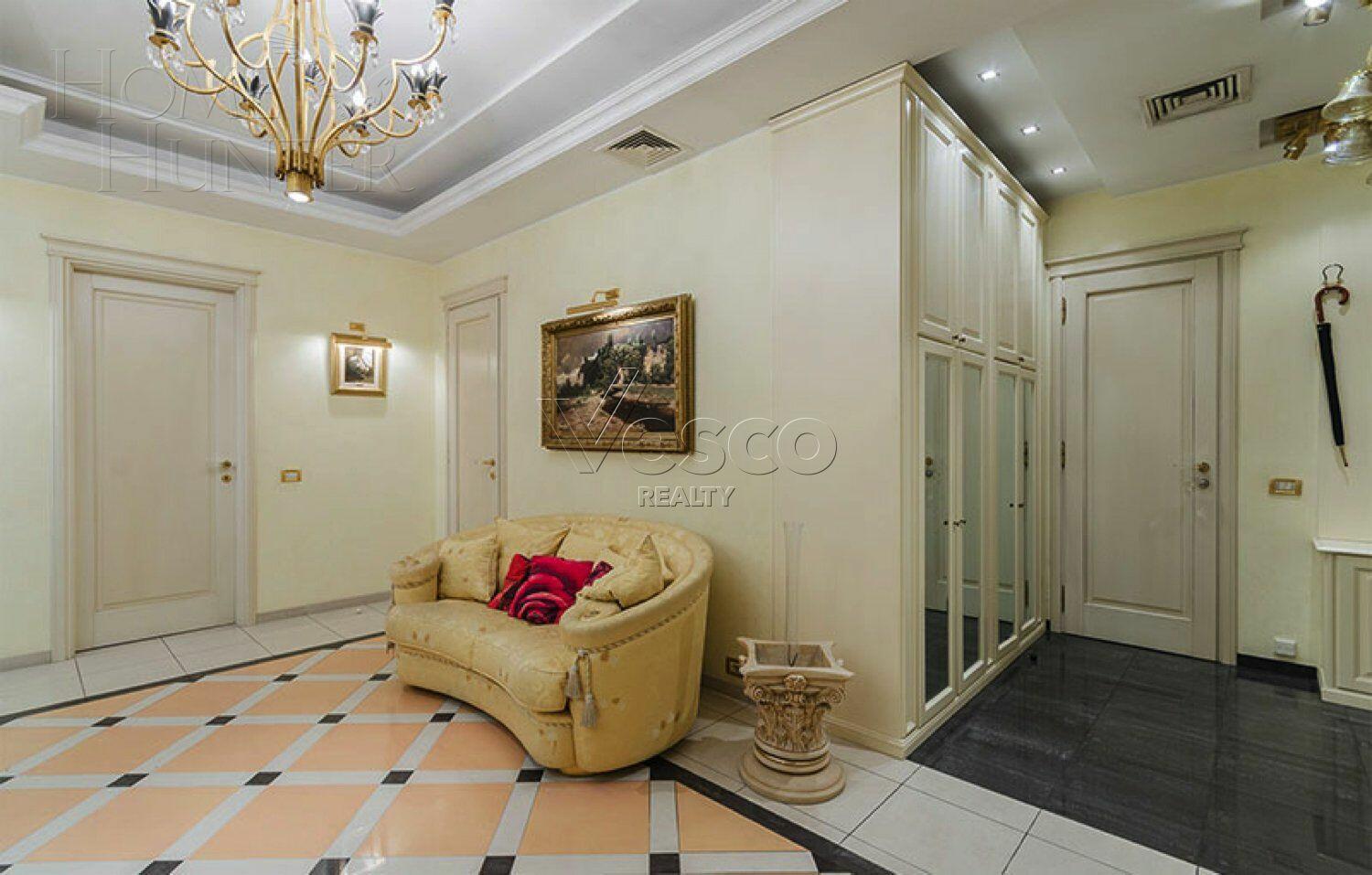 2-этажный коттедж 470 м² с отделкой