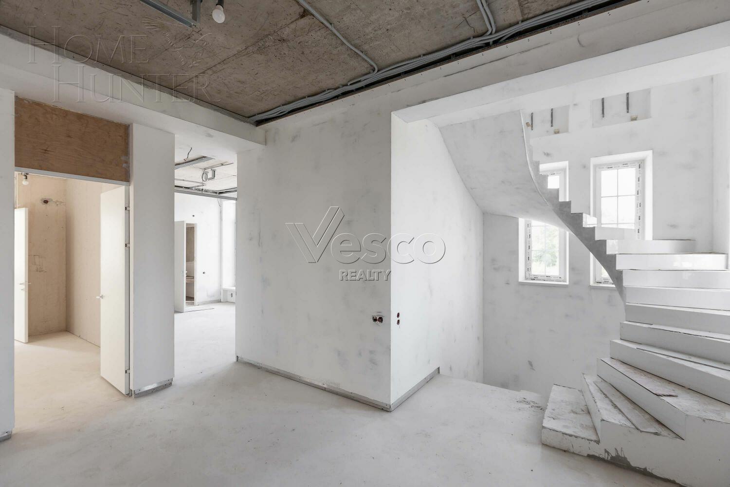 3-этажный коттедж 297 м² без отделки