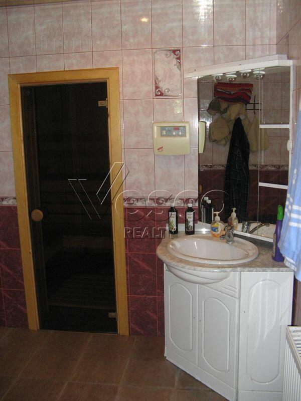 3-этажный коттедж 1 200 м² с отделкой