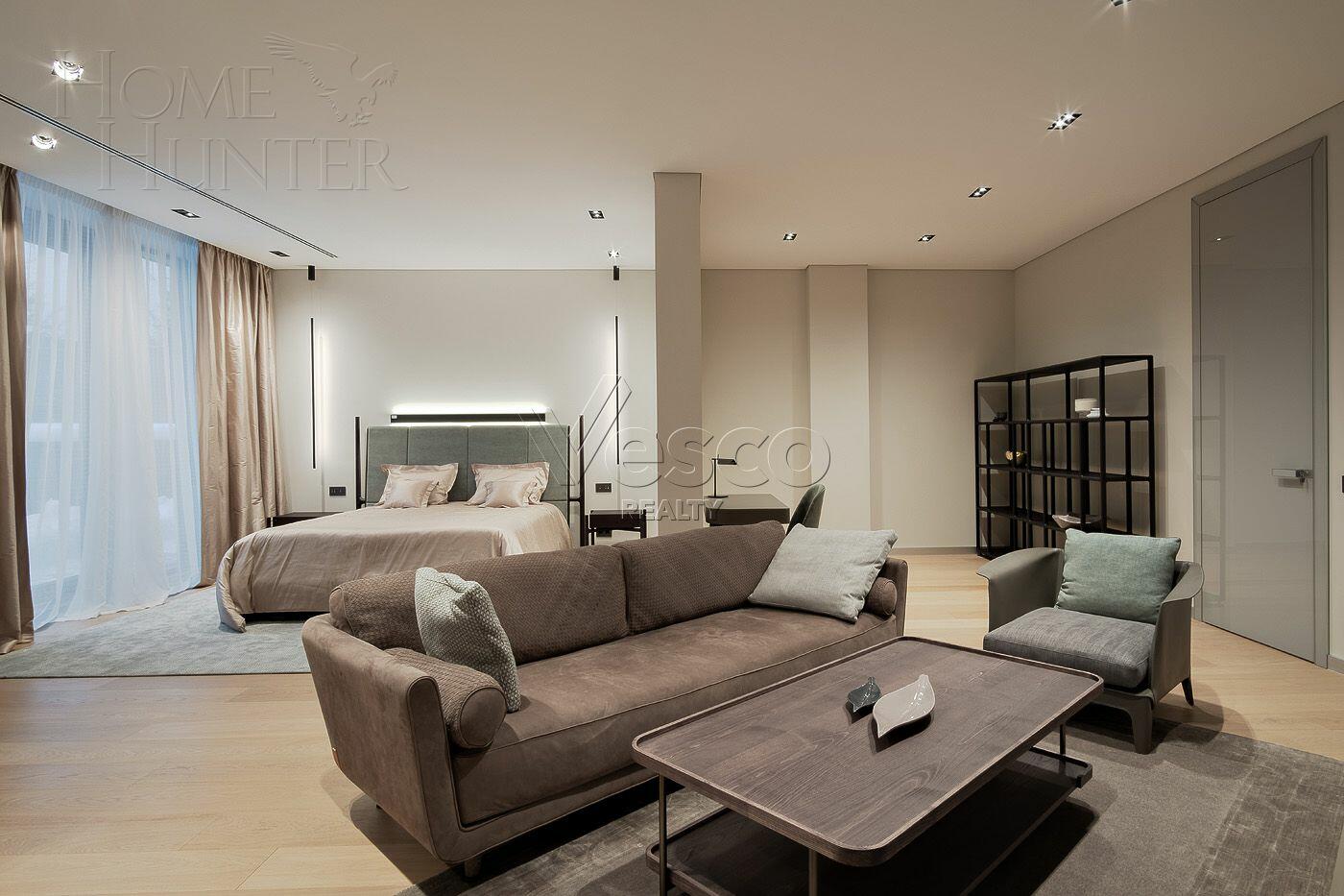 3-этажный коттедж 2 600 м² с отделкой